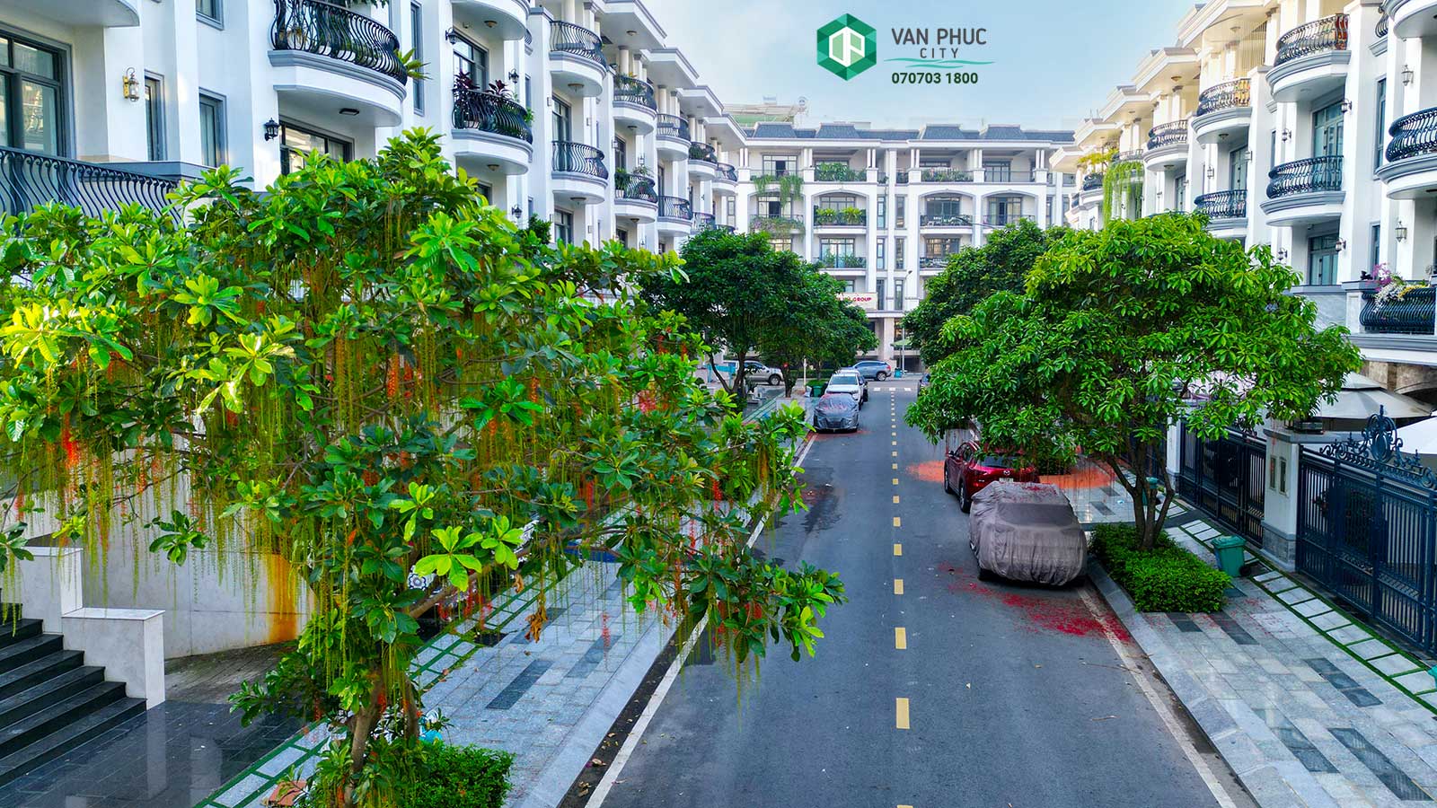 Phố Châu âu giữa lòng Vạn Phúc City