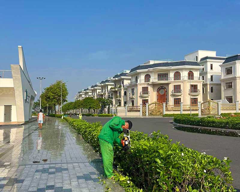 Vạn Phúc City dọn dẹp đón xuân tại Biệt thự Mansion